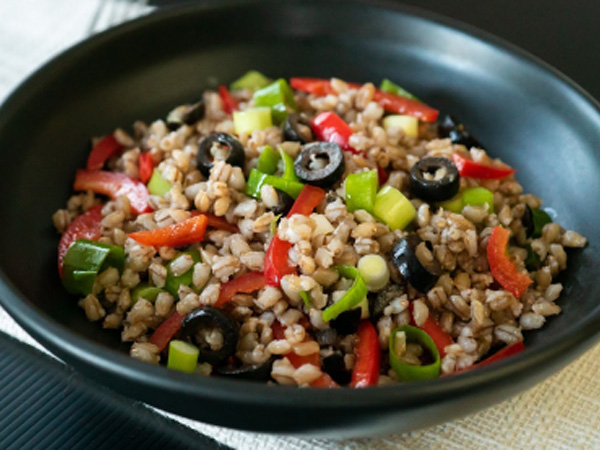 Capsicum and barley salad small