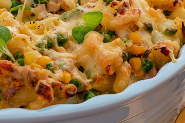 Cauliflower and tuna macaroni cheese