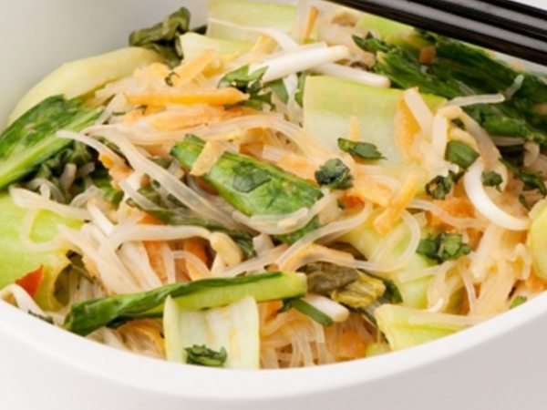 Asian greens and carrot laksa 600x450