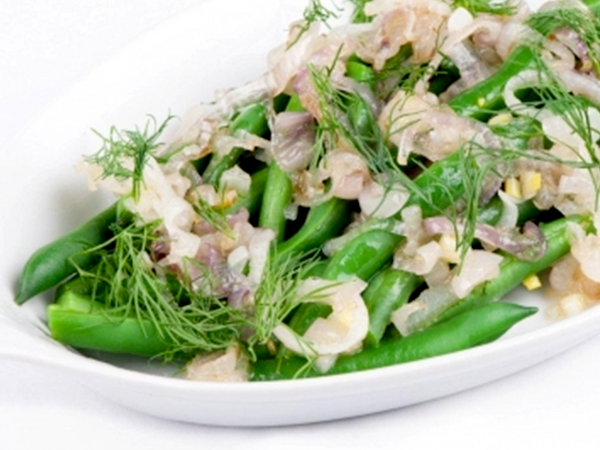 Green beans with dill shallots 600x450